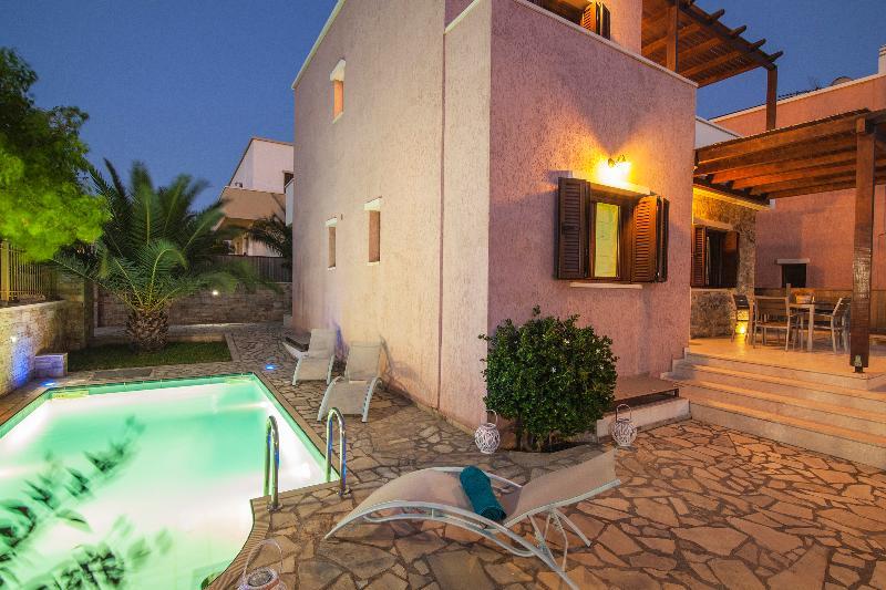 Pearls Of Crete - Holiday Residences Makriyialos Bagian luar foto